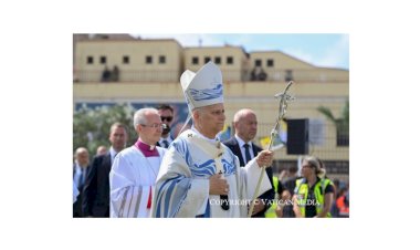 KUNJUNGAN PASTORAL BAPA SUCI KE LAMPEDUSA